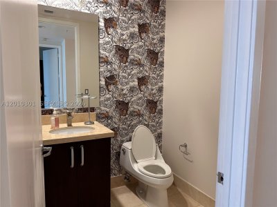 Alquiler de apartamento en Trump Palace 3602