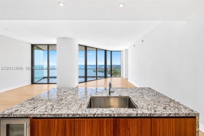 Alquiler de apartamento en Una Residences at Brickell 3303