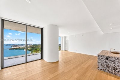 Alquiler de apartamento en Una Residences at Brickell 3303