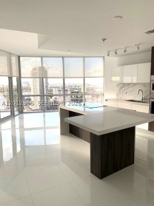 Paramount Miami WorldCenter Apt #2110