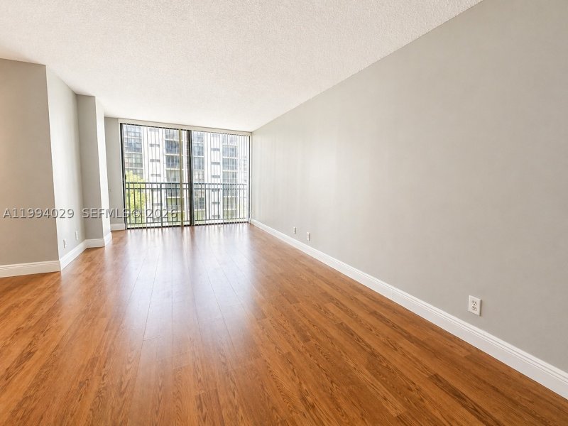 Condo for sale at Plaza of the Americas 503