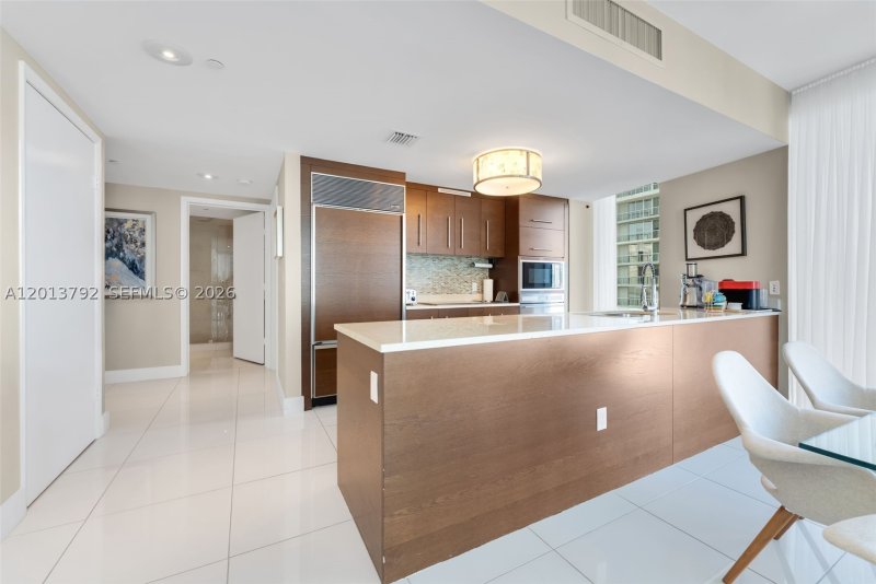 Aluguel de apartamento no Icon Brickell Tower I 3515