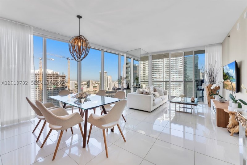 Aluguel de apartamento no Icon Brickell Tower I 3515