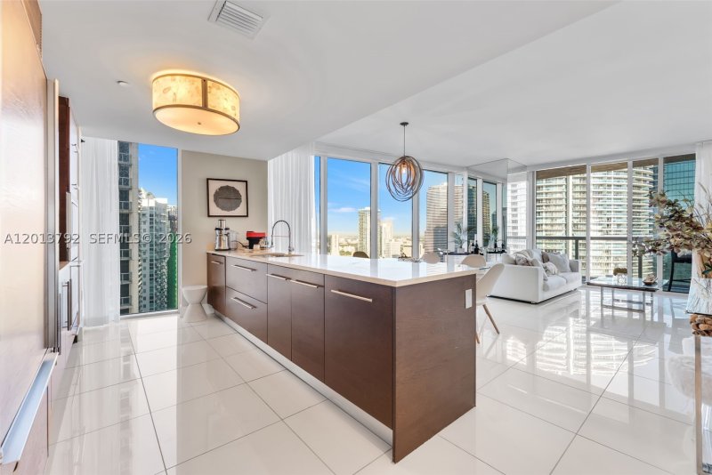Aluguel de apartamento no Icon Brickell Tower I 3515