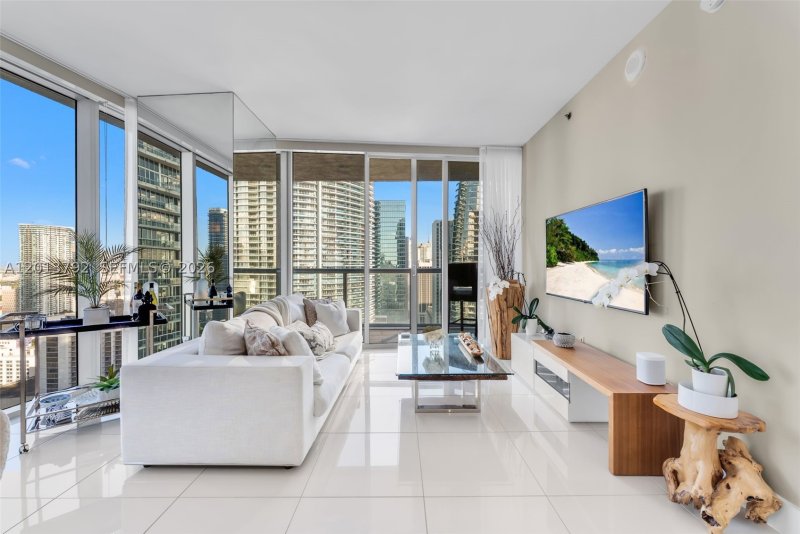 Aluguel de apartamento no Icon Brickell Tower I 3515
