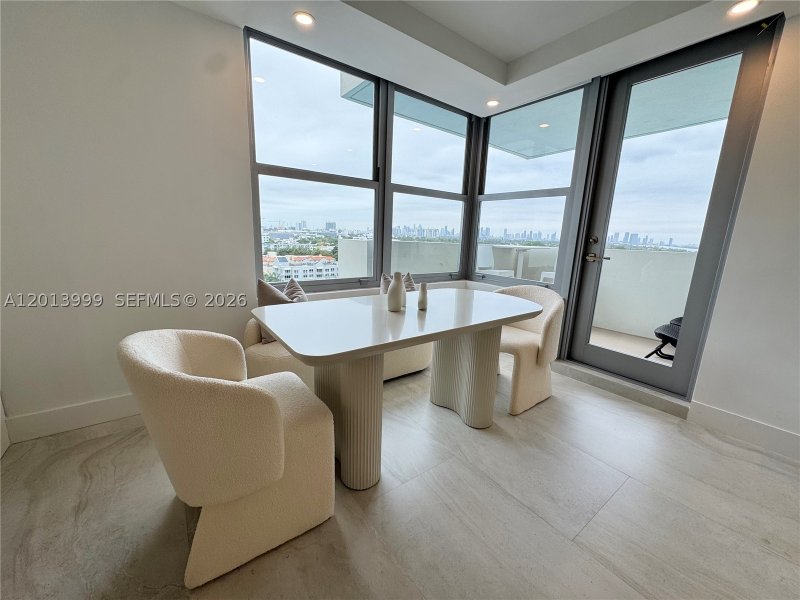 Apartment for rent at Triton Towers 1414