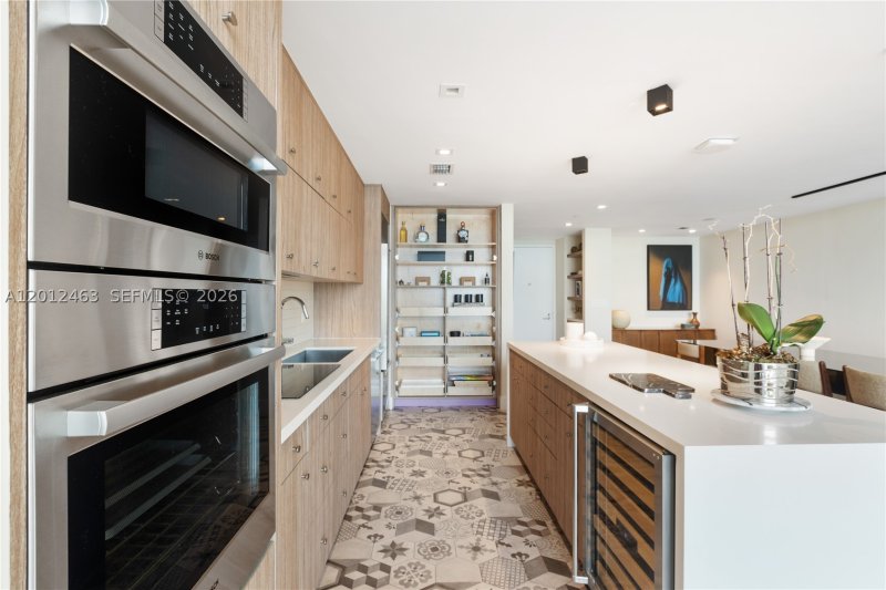 Condo for sale at Ten Museum Park 1602