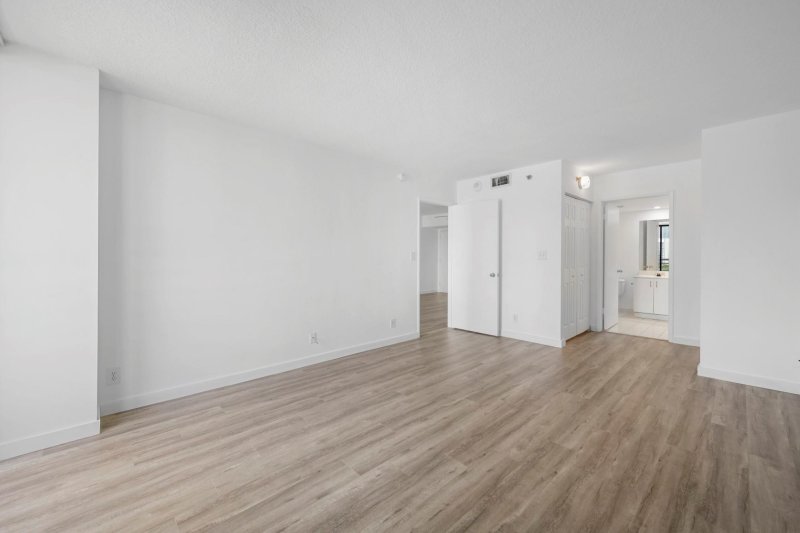 Comprar apartamento en Parc Central Aventura 915