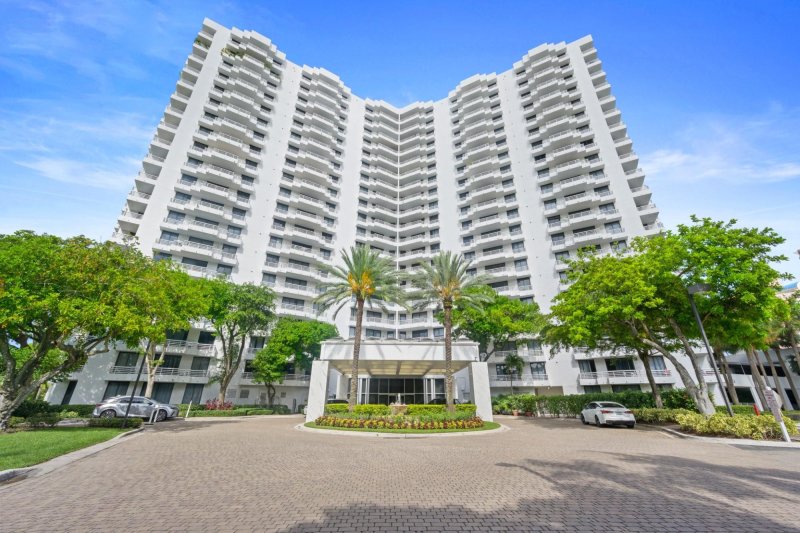 Comprar apartamento en Parc Central Aventura 915