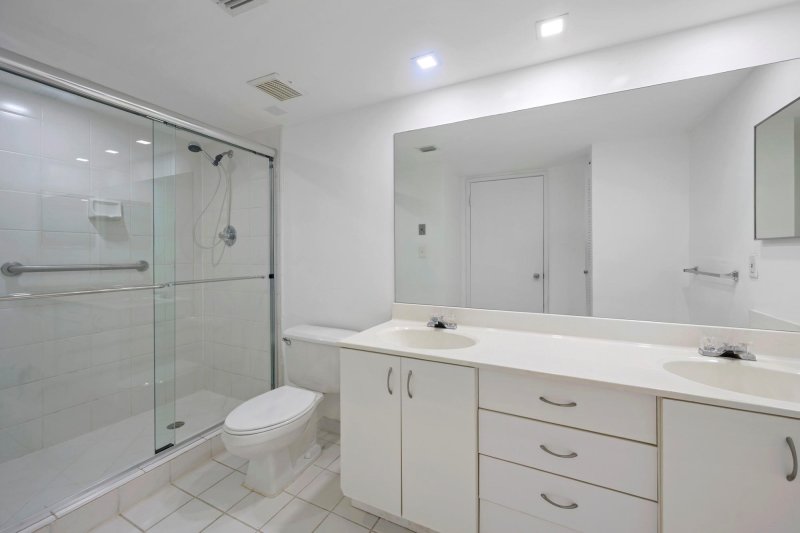 Comprar apartamento en Parc Central Aventura 915