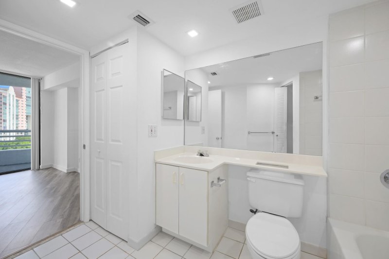 Comprar apartamento en Parc Central Aventura 915