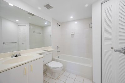 Comprar apartamento en Parc Central Aventura 915