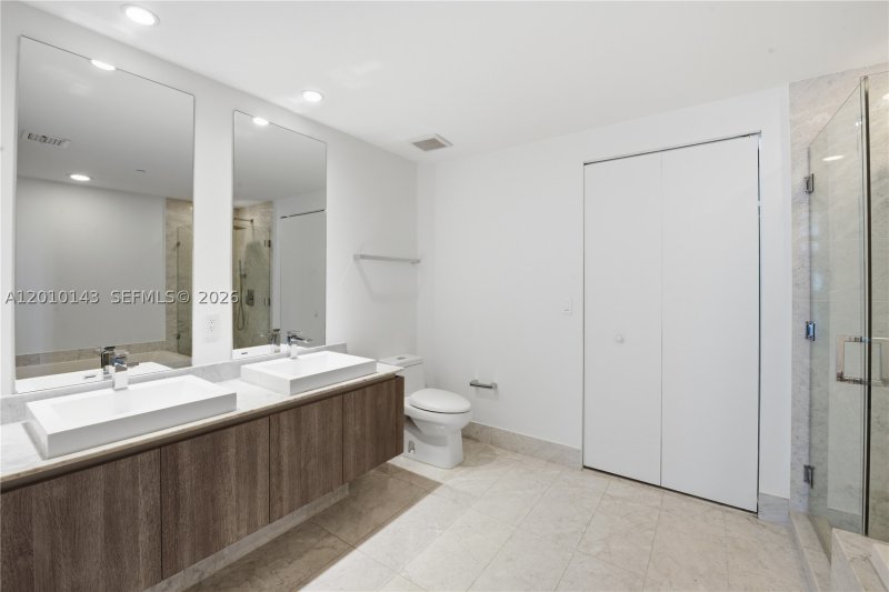 Comprar apartamento en SLS Lux Brickell 2505