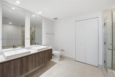 Comprar apartamento en SLS Lux Brickell 2505