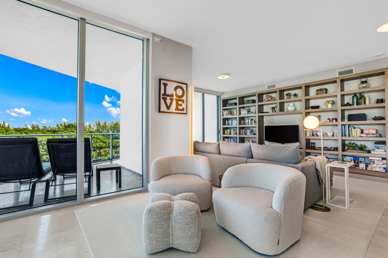 Condo for sale at Paramount Fort Lauderdale 406