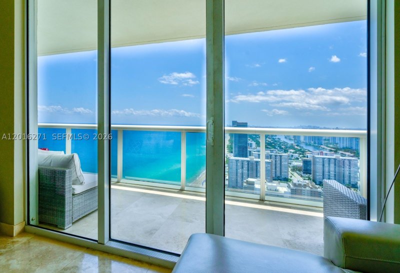 Alquiler de apartamento en Beach Club Two 4903