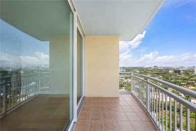 Comprar apartamento en Metropolitan at Brickell 2206