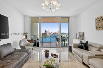Aventura Marina II Apt #1817