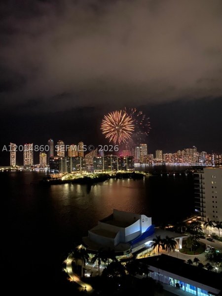 Condo for sale at Aventura Marina II 1817