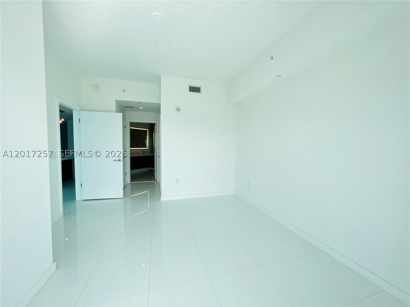 Condo for sale at Paramount Miami WorldCenter 2808