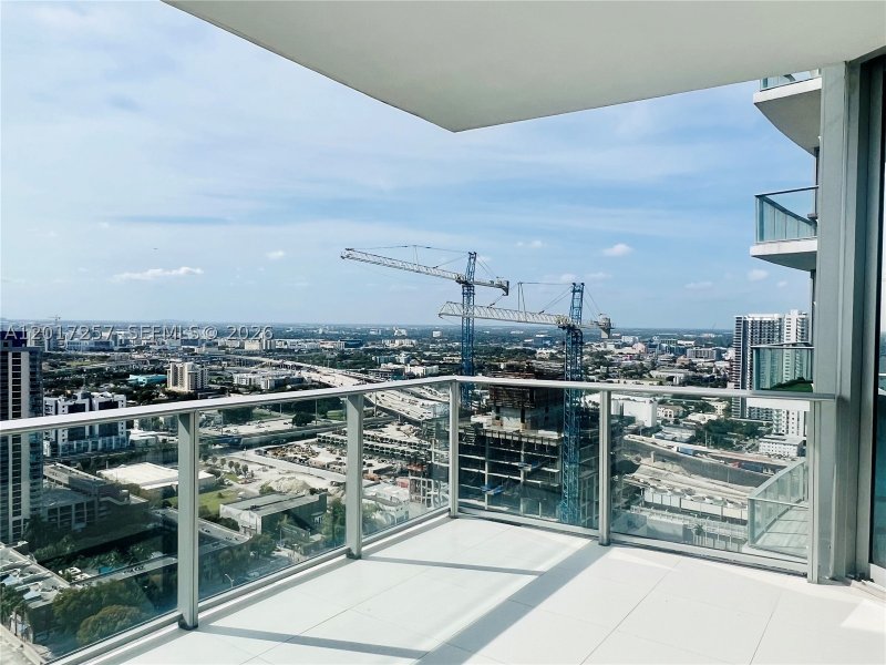 Condo for sale at Paramount Miami WorldCenter 2808