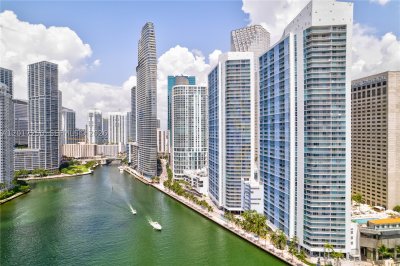 Comprar apartamento en One Miami West Tower 1209