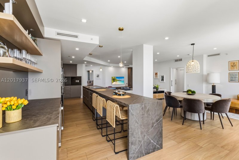 Condo for sale at One Tequesta Point 1207