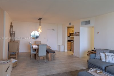 Aluguel de apartamento no Harbour House 634