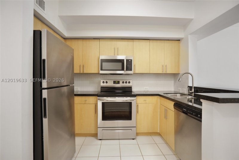 Property photo # 6