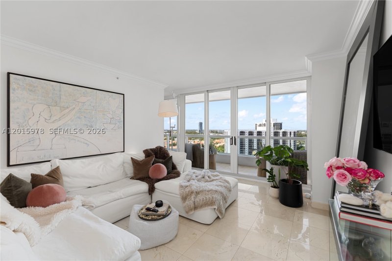 Condo for sale at South Tower at The Point 1707