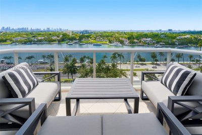 Blue Diamond Condo Apt #1206