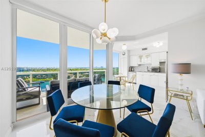 Comprar apartamento en Blue Diamond Condo 1206