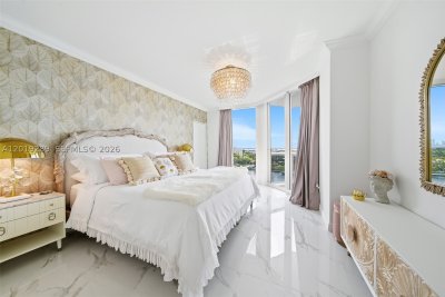 Comprar apartamento en Blue Diamond Condo 1206