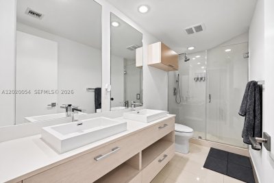 Aluguel de apartamento no Brickell Heights West 2703