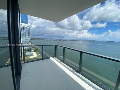 Aluguel de apartamento no Elysee Miami 1202