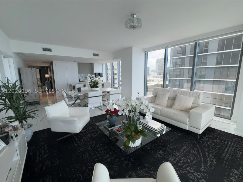 Alquiler de apartamento en Elysee Miami 1202