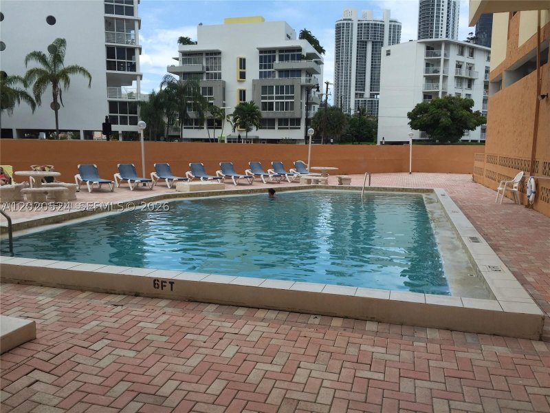 Alquiler de apartamento en Marbella Tower 505