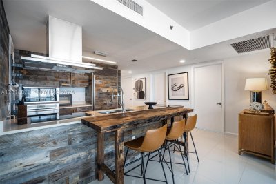 Comprar apartamento no Icon Brickell Tower II 4911