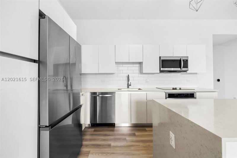 Apartment for rent at Mondrian Hallandale 308