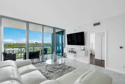 Comprar apartamento en Blue Condominium 1103