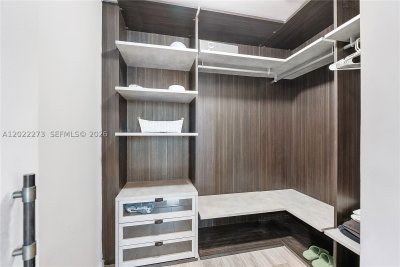 Comprar apartamento en SLS Lux Brickell 1004
