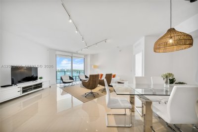 Comprar apartamento en Marina Palms Yacht Club 907