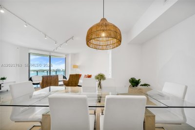 Comprar apartamento en Marina Palms Yacht Club 907