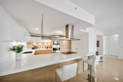 Comprar apartamento en Marina Palms Yacht Club 907