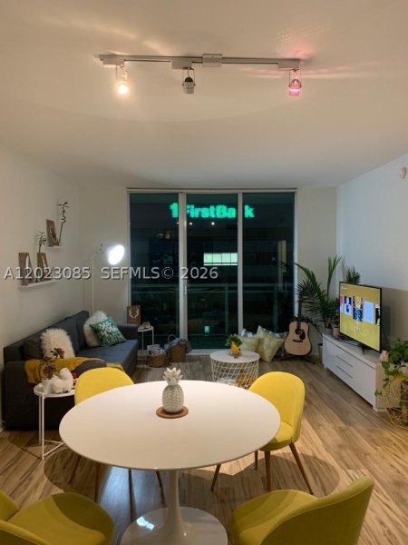Apartment for rent at The Plaza Tower II 1503