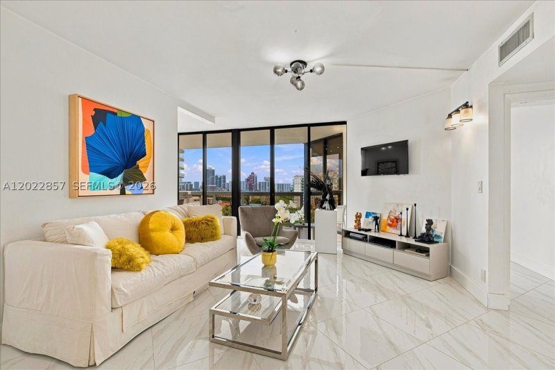 Apartment for rent at The Landmark 1104