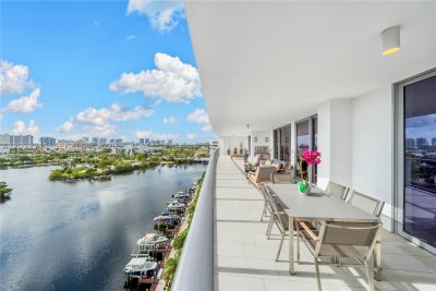 Riva Fort Lauderdale Apt #1002