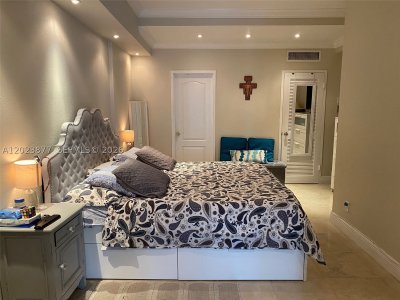 Comprar apartamento no Carriage House Miami Beach 339