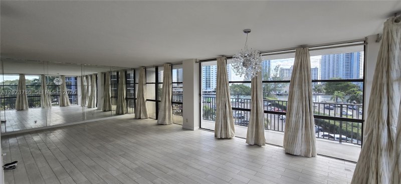 Condo for sale at Oceanview Park 430