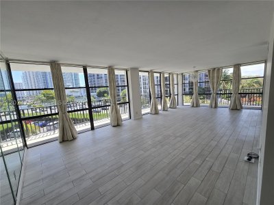 Comprar apartamento en Oceanview Park 430